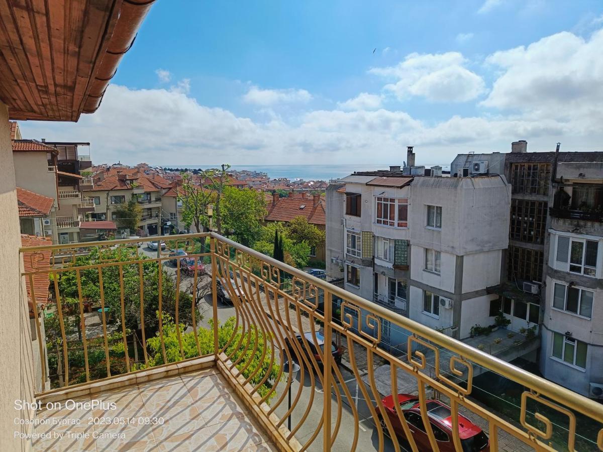 Готель Moni 85 Family House Созополь Екстер'єр фото